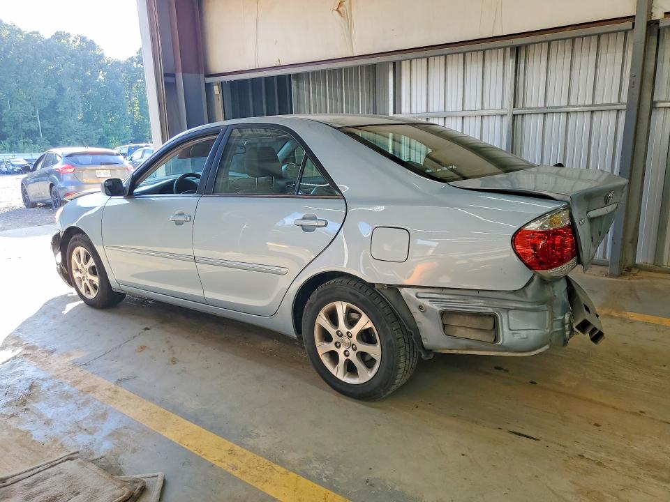 68745116 :رقم المزاد ، 4T1BF30K65U596544 vin ، 2005 Toyota Camry مزاد بيع