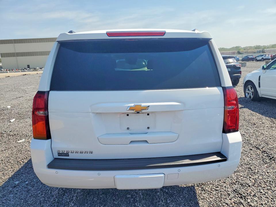 68060386 :رقم المزاد ، 1GNSKHKC4JR405064 vin ، 2018 Chevrolet Suburban مزاد بيع