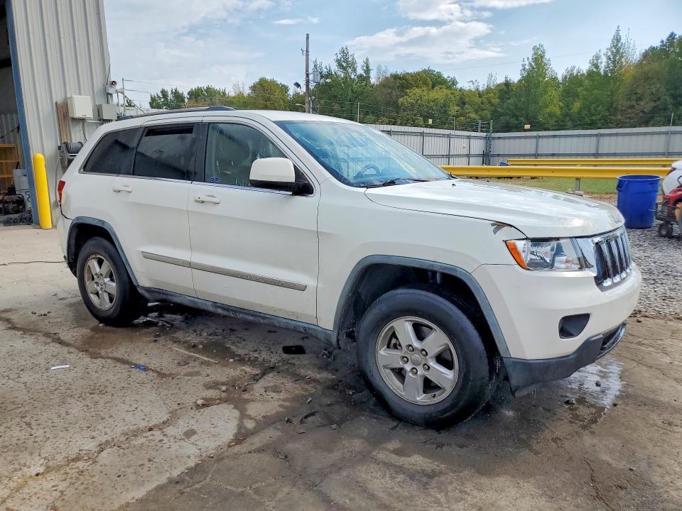 67751826 :رقم المزاد ، 1J4RR4GG8BC617651 vin ، 2011 Jeep Grand Cherokee مزاد بيع