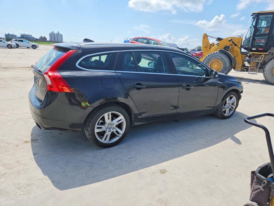 Продаж на аукціоні авто 2015 Volvo V60, vin: YV140MEC4F1195206, номер лоту: 69027776