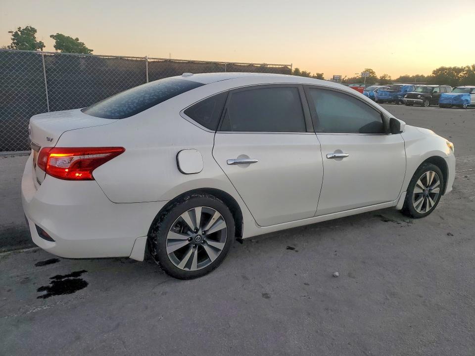 2019 Nissan Sentra მანქანა იყიდება აუქციონზე, vin: 3N1AB7AP7KY267554, აუქციონის ნომერი: 70731466