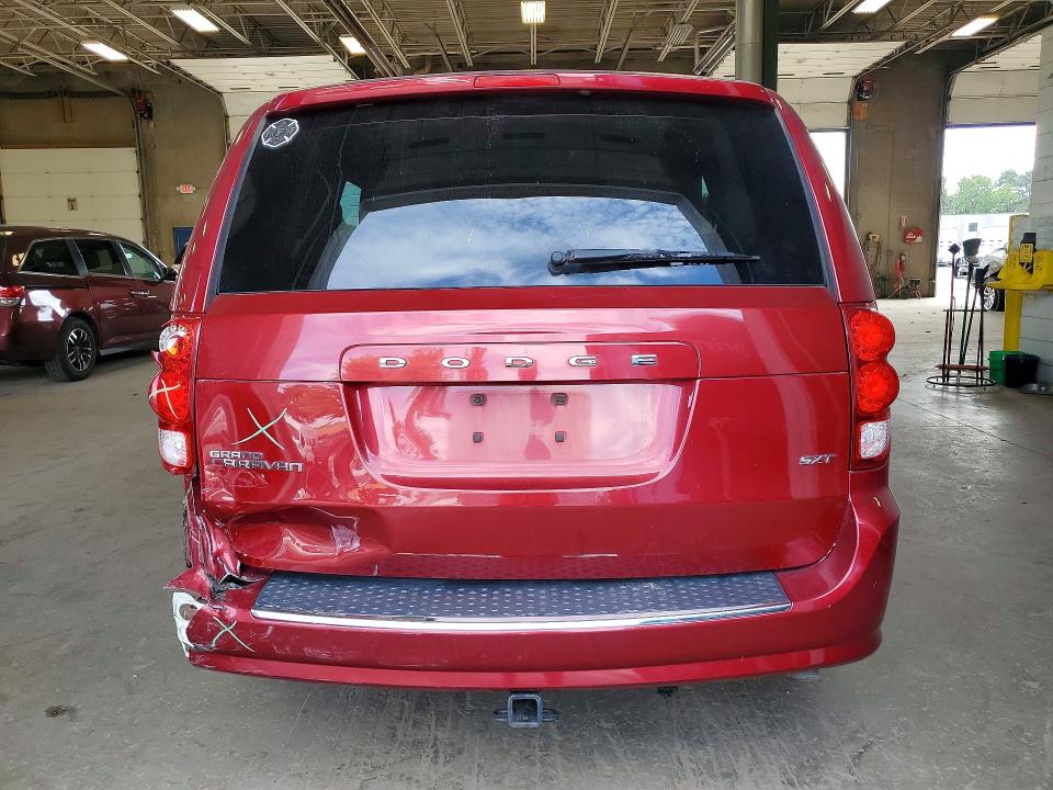67429866 :رقم المزاد ، 2C4RDGCGXFR728453 vin ، 2015 Dodge Grand Caravan مزاد بيع