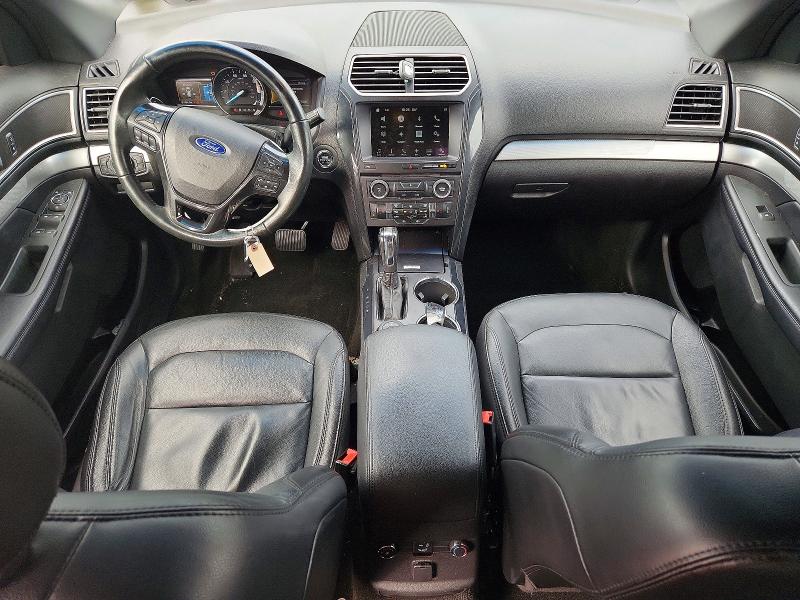 69370526 :رقم المزاد ، 1FM5K8D80HGE31600 vin ، 2017 Ford Explorer مزاد بيع