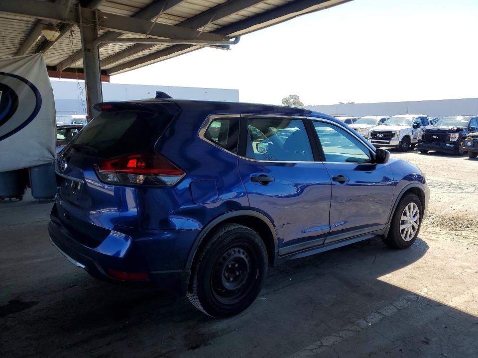 67374976 :رقم المزاد ، 5N1AT2MT4JC719520 vin ، 2018 Nissan Rogue مزاد بيع