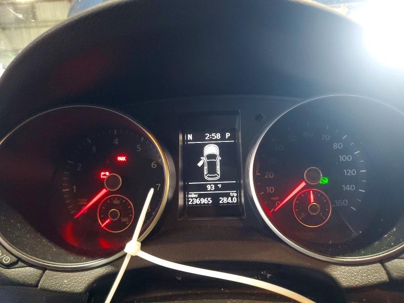 68421236 :رقم المزاد ، 3VWPX7AJ2CM623550 vin ، 2012 Volkswagen Jetta مزاد بيع