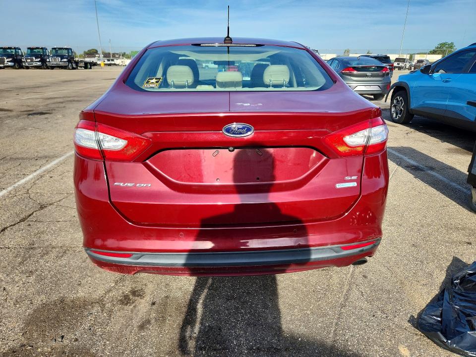 68418996 :رقم المزاد ، 1FA6P0HD7G5124282 vin ، 2016 Ford Fusion مزاد بيع