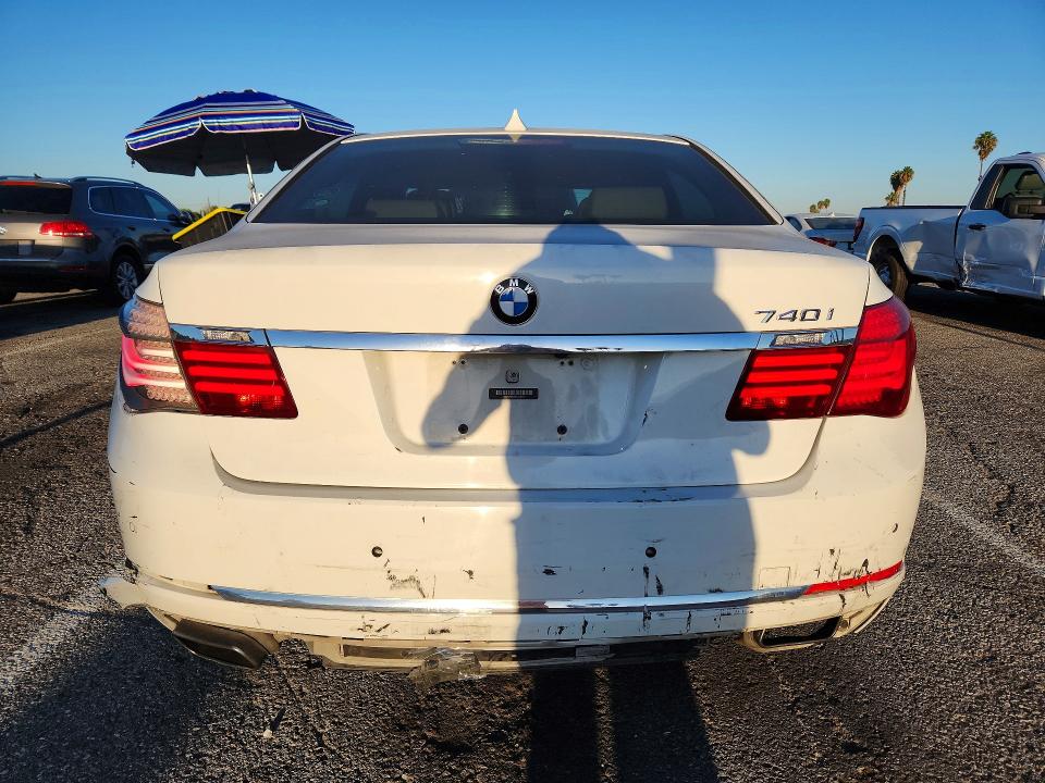 68651116 :رقم المزاد ، WBAYA6C56FG273175 vin ، 2015 Bmw 740 مزاد بيع