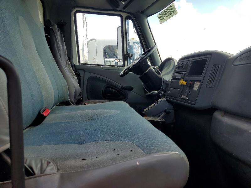 65928456 :رقم المزاد ، 1HTMMAAN24H612619 vin ، 2004 International 4000 مزاد بيع