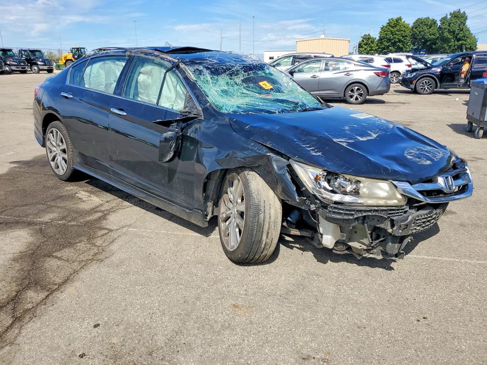 Продажа на аукционе авто 2013 Honda Accord, vin: 1HGCR3F94DA045275, номер лота: 69996856