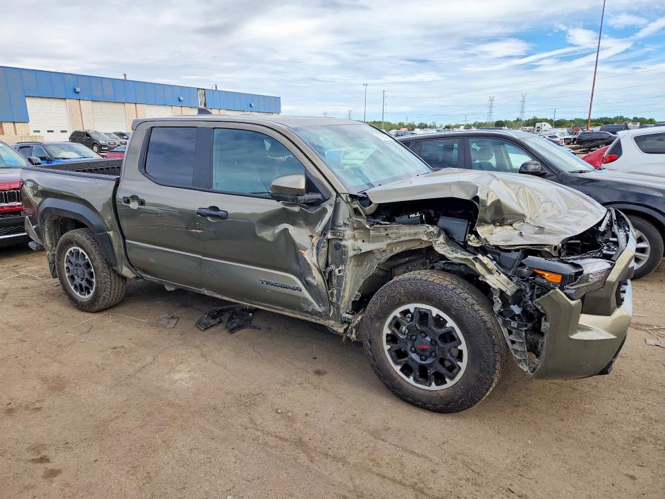 Продажа на аукционе авто 2026 Toyota Tacoma, vin: 3TMLB5JNXTM261071, номер лота: 70287786