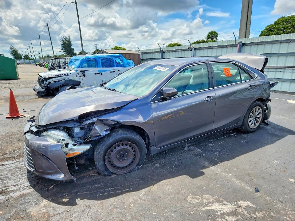 Продаж на аукціоні авто 2015 Toyota Camry, vin: 4T1BF1FK1FU930539, номер лоту: 68820376