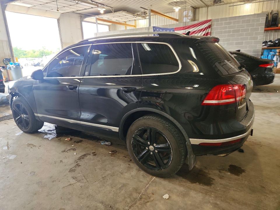 Продажа на аукционе авто 2017 Volkswagen Touareg, vin: WVGRF7BP2HD003801, номер лота: 67530516