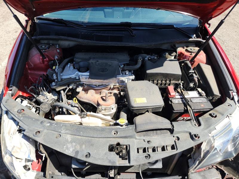 70096356 :رقم المزاد ، 4T1BF1FK7CU624831 vin ، 2012 Toyota Camry مزاد بيع