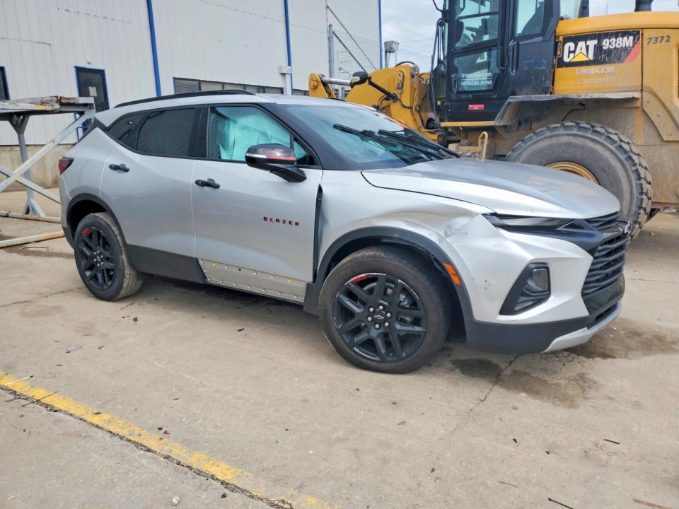 68670146 :رقم المزاد ، 3GNKBCRS9MS586826 vin ، 2021 Chevrolet Blazer مزاد بيع