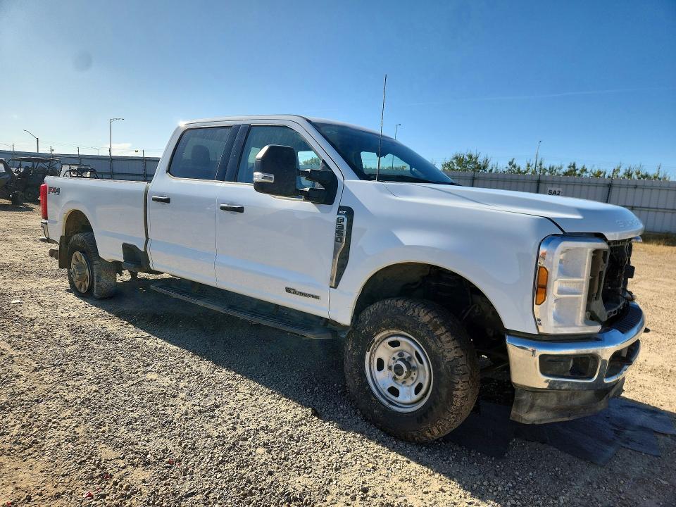2024 Ford F350 მანქანა იყიდება აუქციონზე, vin: 1FT8W3BT7REE84341, აუქციონის ნომერი: 69436196