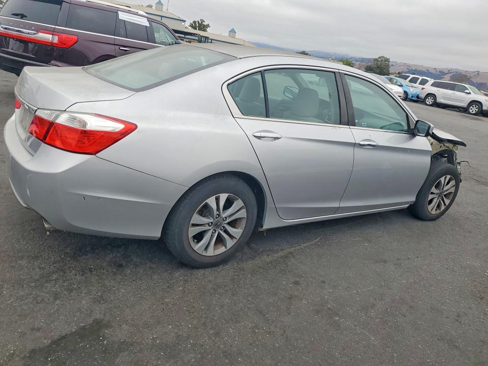 69822006 :رقم المزاد ، 1HGCR2F32FA119494 vin ، 2015 Honda Accord مزاد بيع
