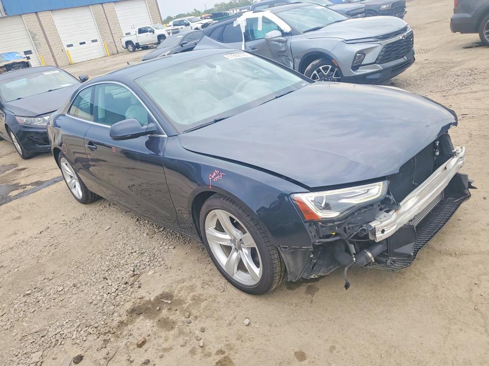 2014 Audi A5 მანქანა იყიდება აუქციონზე, vin: WAUCFAFR3EA047111, აუქციონის ნომერი: 67862726