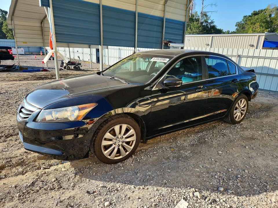 67063096 :رقم المزاد ، 1HGCP2F87CA062576 vin ، 2012 Honda Accord مزاد بيع
