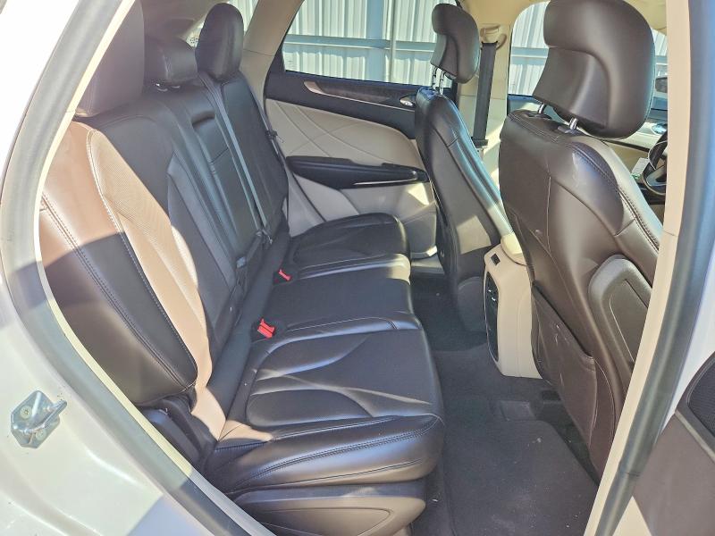2017 Lincoln Mkc მანქანა იყიდება აუქციონზე, vin: 5LMTJ3DH4HUL47131, აუქციონის ნომერი: 68579226