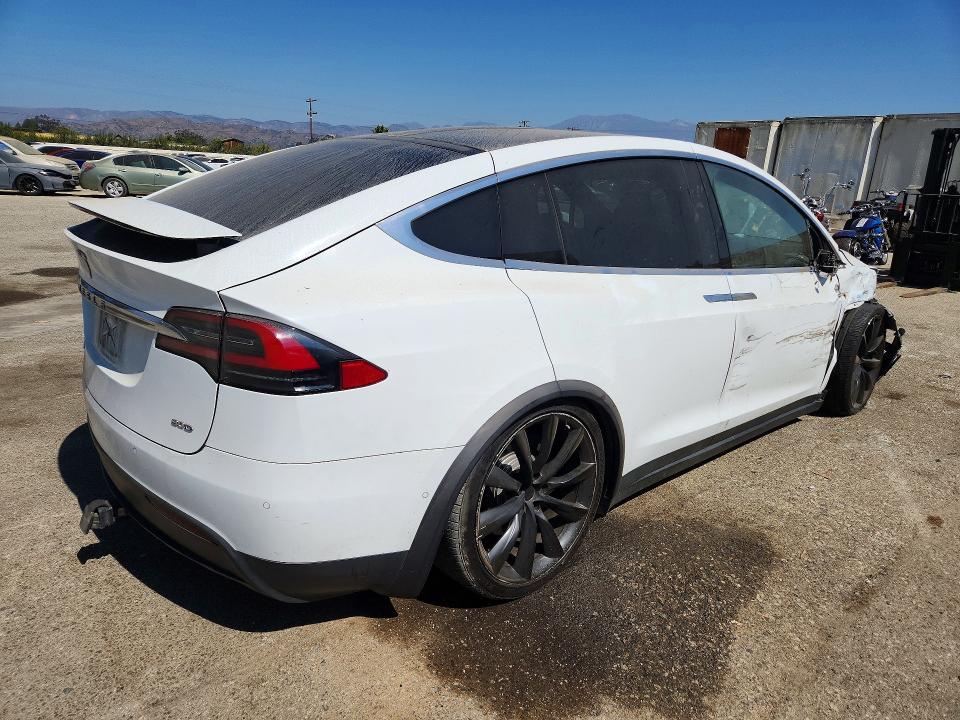 Продаж на аукціоні авто 2016 Tesla Model X, vin: 5YJXCBE25GF007842, номер лоту: 66850316