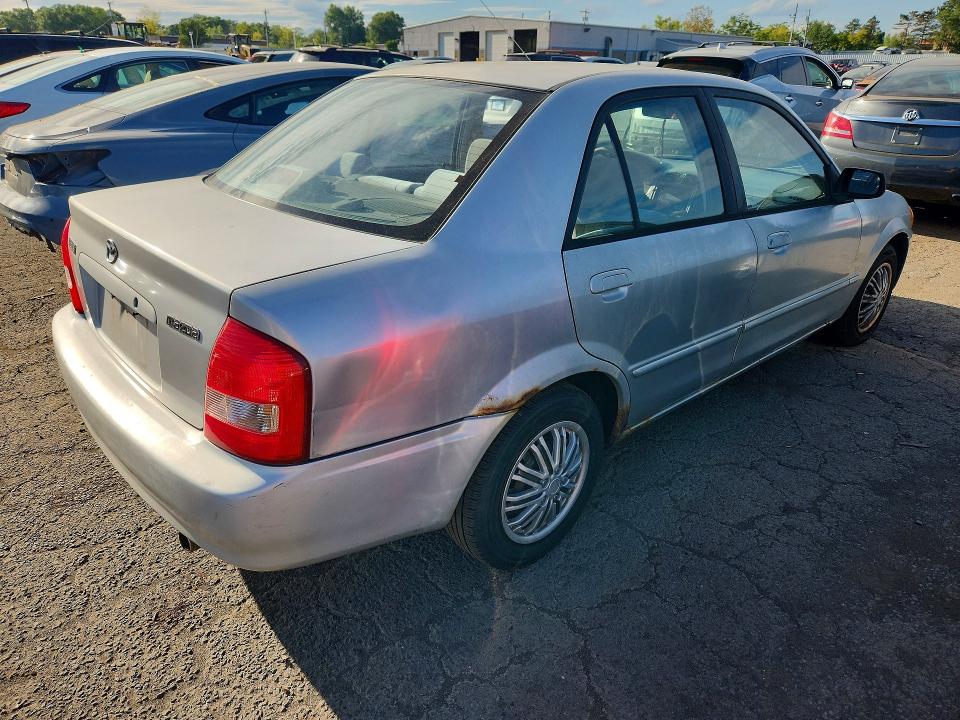 2000 Mazda Protege მანქანა იყიდება აუქციონზე, vin: JM1BJ222XY0271496, აუქციონის ნომერი: 68340366