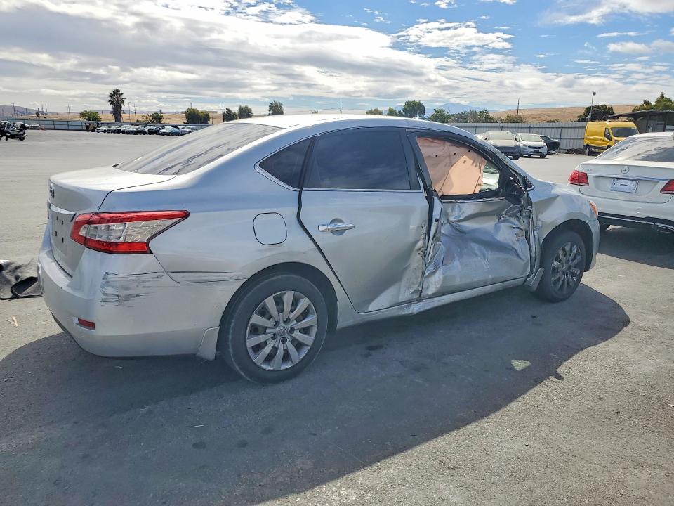 2015 Nissan Sentra მანქანა იყიდება აუქციონზე, vin: 3N1AB7AP6FY216097, აუქციონის ნომერი: 65956466