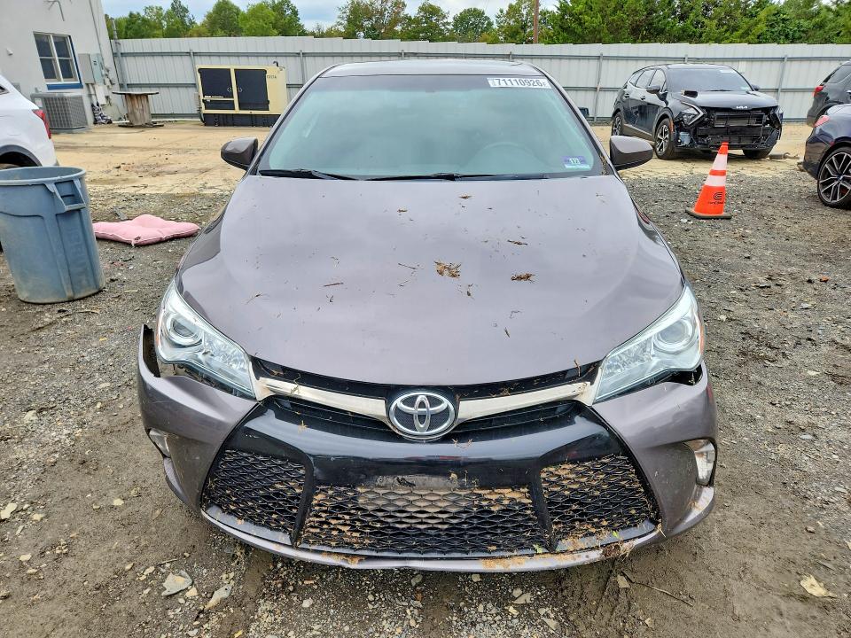 2015 Toyota Camry მანქანა იყიდება აუქციონზე, vin: 4T1BF1FKXFU896553, აუქციონის ნომერი: 71110926
