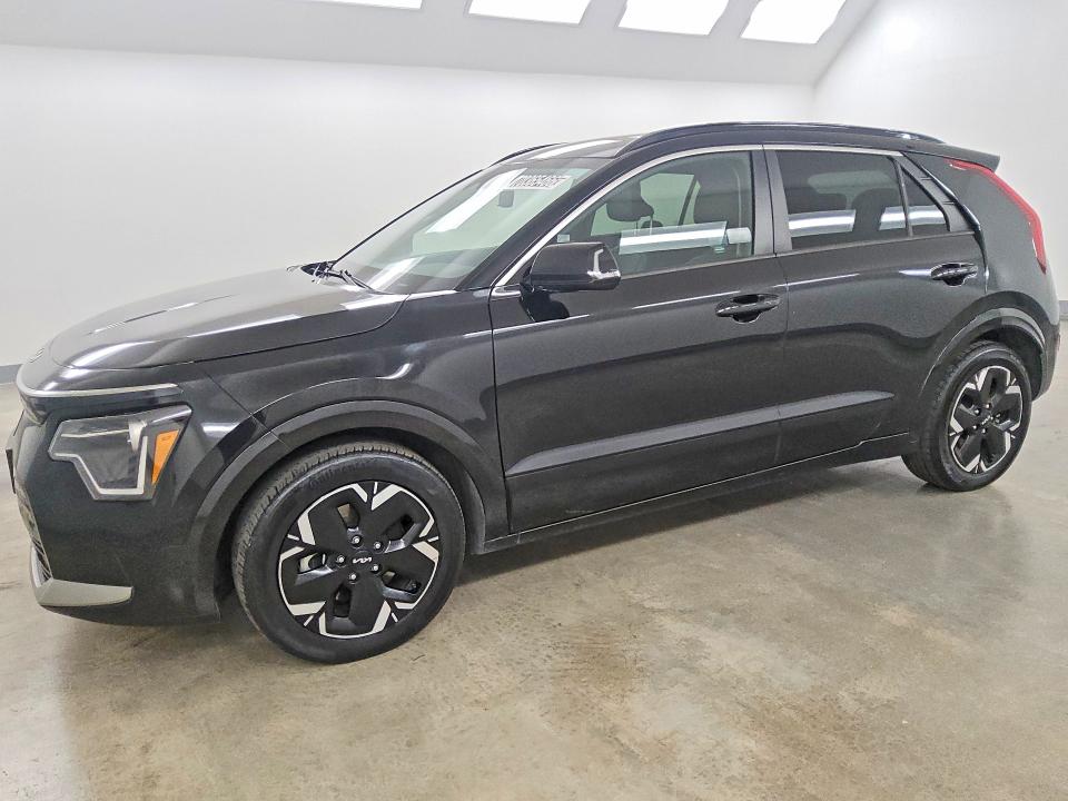 2023 Kia Niro მანქანა იყიდება აუქციონზე, vin: KNDCR3L11P5034664, აუქციონის ნომერი: 70365466