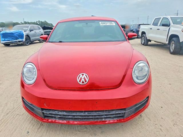 2014 Volkswagen Beetle მანქანა იყიდება აუქციონზე, vin: 3VWJ07AT9EM640229, აუქციონის ნომერი: 69631126