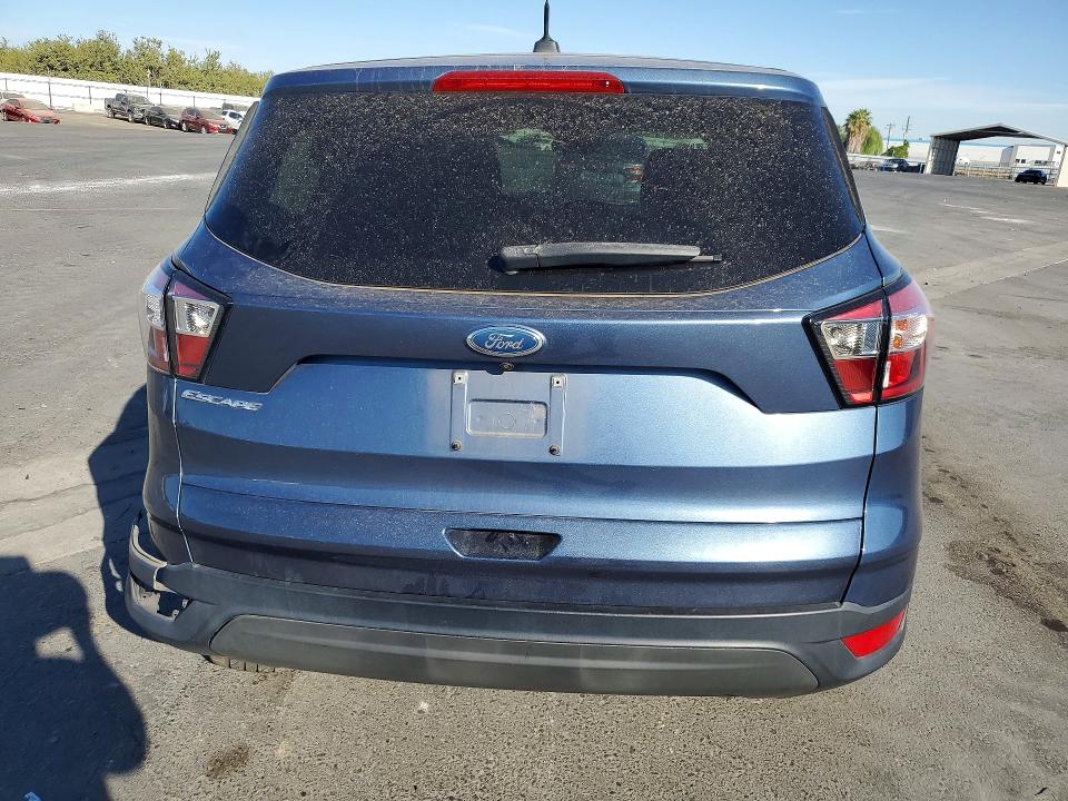 68185346 :رقم المزاد ، 1FMCU0F78JUB86852 vin ، 2018 Ford Escape مزاد بيع