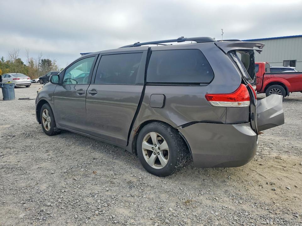 Продаж на аукціоні авто 2011 Toyota Sienna, vin: 5TDKK3DC3BS159085, номер лоту: 70176446