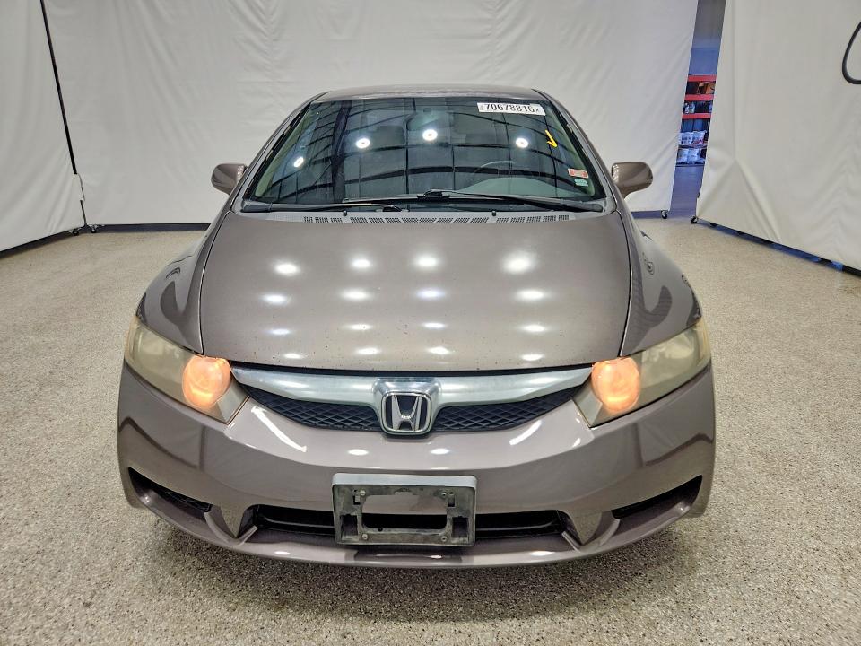 70678816 :رقم المزاد ، 19XFA1F58AE061718 vin ، 2010 Honda Civic مزاد بيع