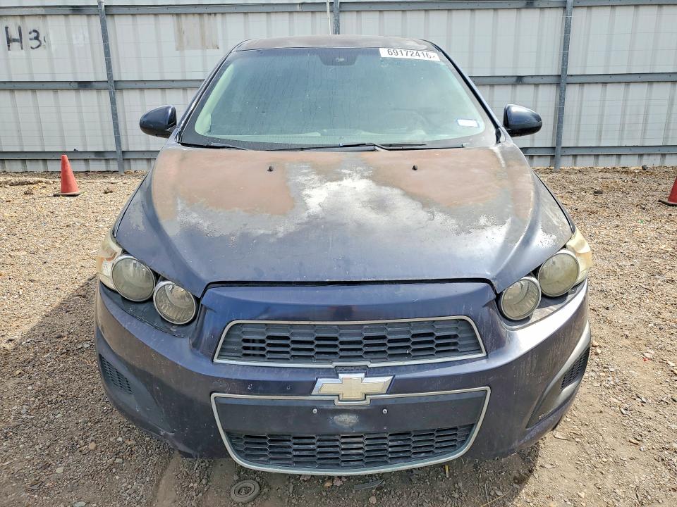 Продажа на аукционе авто 2015 Chevrolet Sonic, vin: 1G1JA5SHXF4114499, номер лота: 69172416