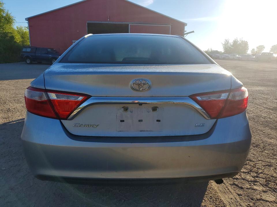 69947556 :رقم المزاد ، 4T1BF1FK8GU231832 vin ، 2016 Toyota Camry مزاد بيع