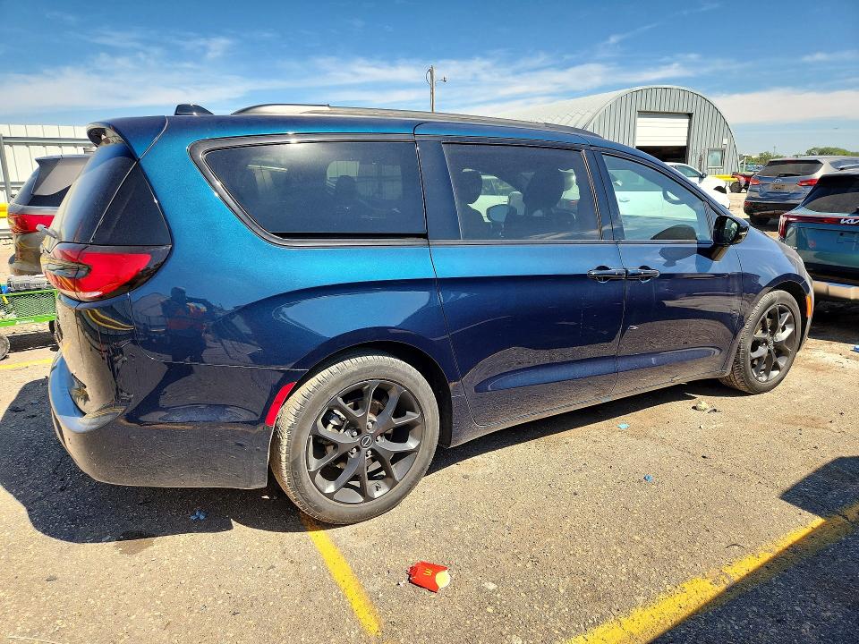 Продажа на аукционе авто 2025 Chrysler Pacifica, vin: 2C4RC1GG0SR537788, номер лота: 69736156