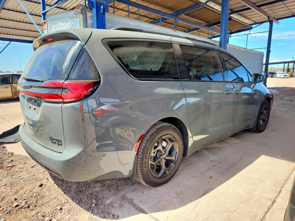 67817456 :رقم المزاد ، 2C4RC1S75MR517501 vin ، 2021 Chrysler Pacifica مزاد بيع