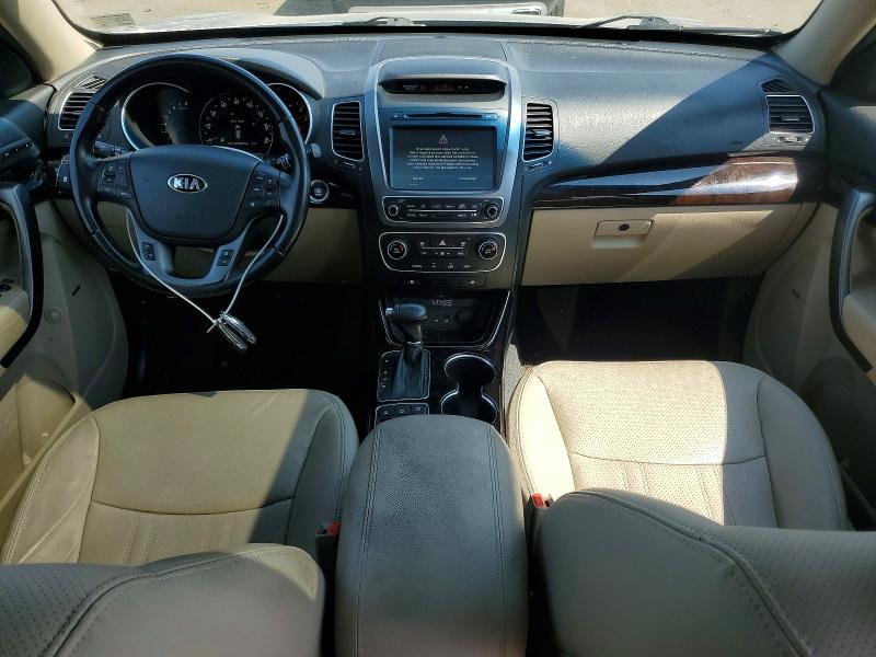 67268136 :رقم المزاد ، 5XYKU4A79FG579671 vin ، 2015 Kia Sorento مزاد بيع