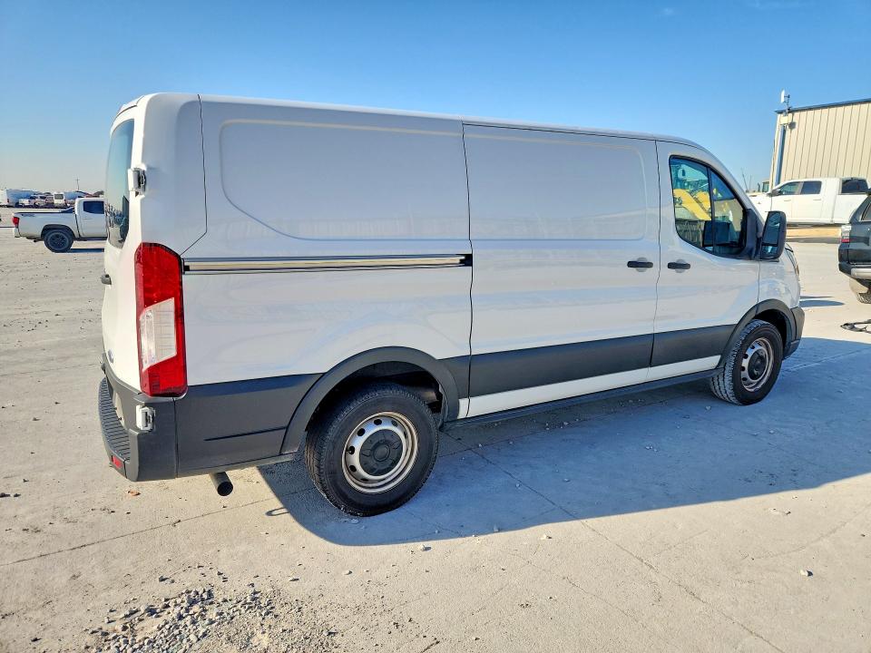 69947096 :رقم المزاد ، 1FTYE1Y85PKC13559 vin ، 2023 Ford Transit مزاد بيع