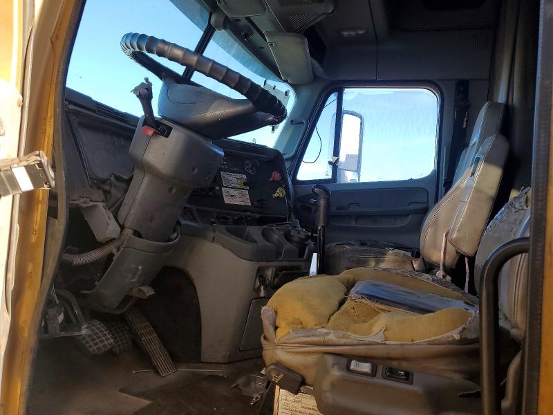 Продажа на аукционе авто 2010 Freightliner Conventional, vin: 1FUJA6DR5ADAN3649, номер лота: 69057556
