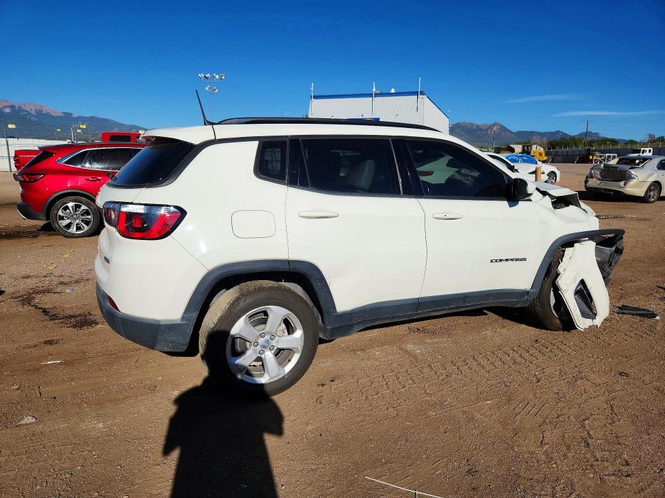 2017 Jeep Compass მანქანა იყიდება აუქციონზე, vin: 3C4NJDBB3HT651372, აუქციონის ნომერი: 67722276