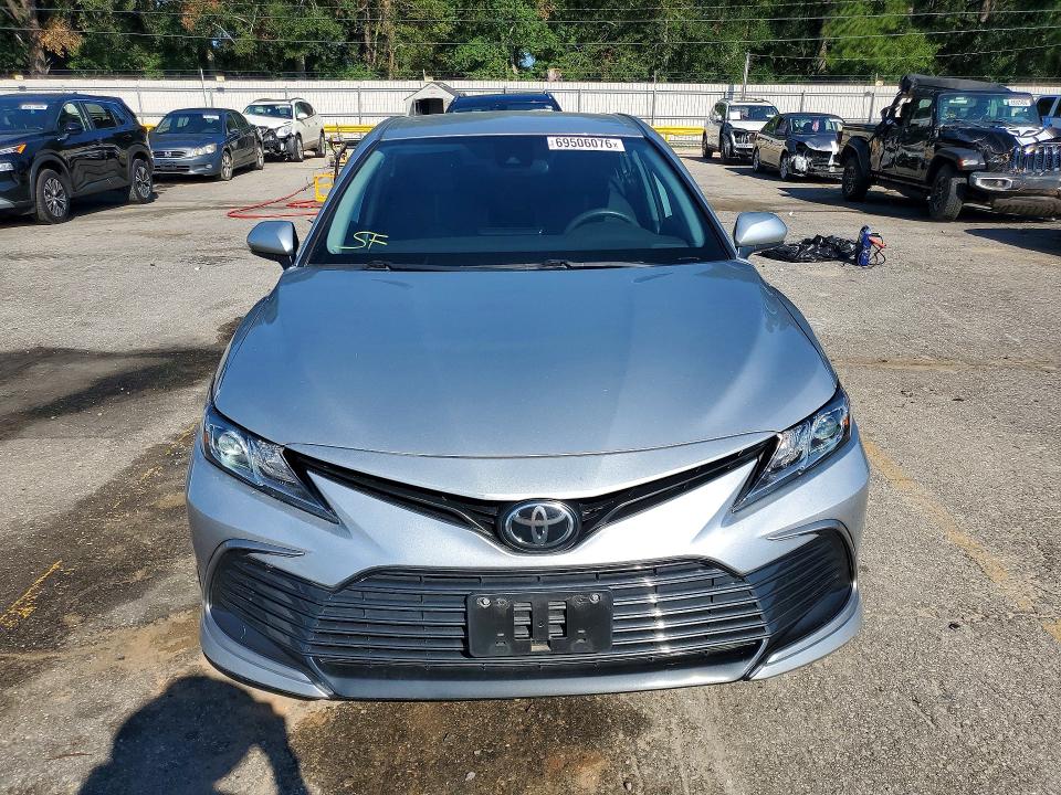 2021 Toyota Camry მანქანა იყიდება აუქციონზე, vin: 4T1C11AK9MU449655, აუქციონის ნომერი: 69506076