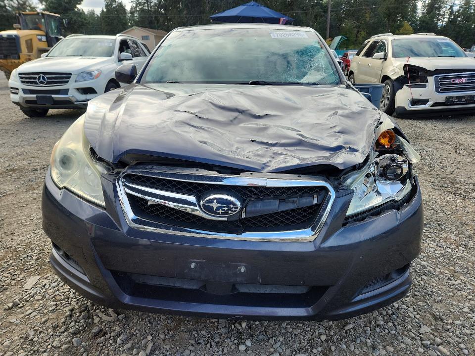 2011 Subaru Legacy მანქანა იყიდება აუქციონზე, vin: 4S3BMBL64B3218744, აუქციონის ნომერი: 70268296