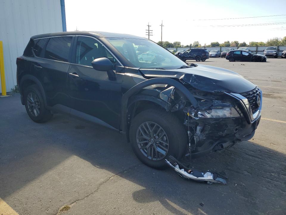 68869146 :رقم المزاد ، 5N1BT3AAXPC925592 vin ، 2023 Nissan Rogue مزاد بيع