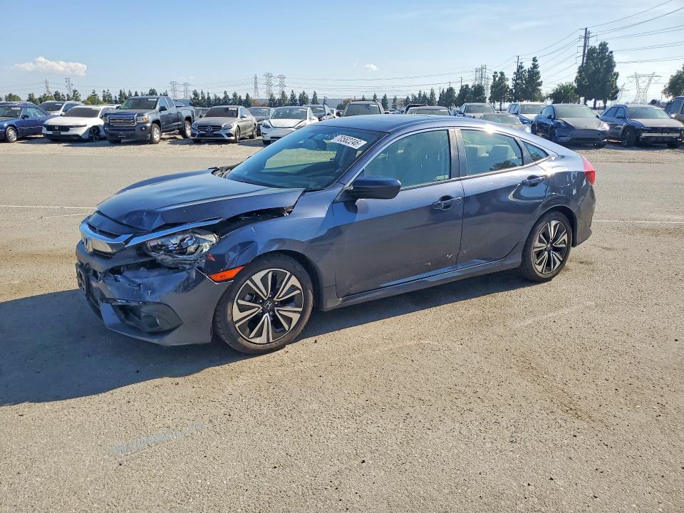 2018 Honda Civic მანქანა იყიდება აუქციონზე, vin: JHMFC1F31JX015865, აუქციონის ნომერი: 70582246