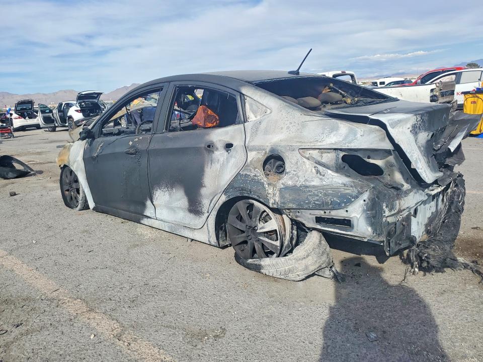 2012 Hyundai Accent მანქანა იყიდება აუქციონზე, vin: KMHCU4AE7CU179844, აუქციონის ნომერი: 70282096