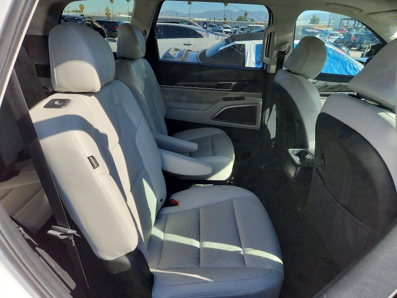 Auction sale of the 2025 Kia Telluride, vin: 5XYP6DGC5SG685324, lot number: 68673956