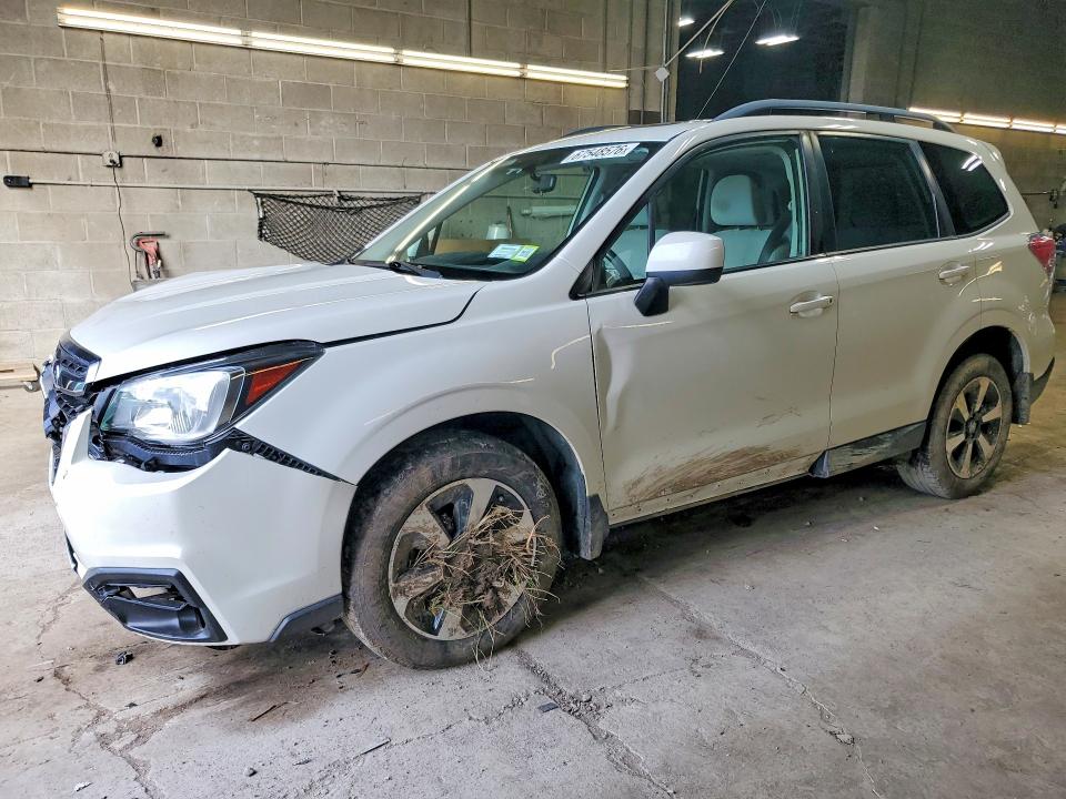 67548576 :رقم المزاد ، JF2SJAEC5JH532816 vin ، 2018 Subaru Forester مزاد بيع