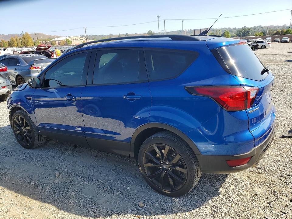 2019 Ford Escape მანქანა იყიდება აუქციონზე, vin: 1FMCU0GD9KUA72008, აუქციონის ნომერი: 69416616