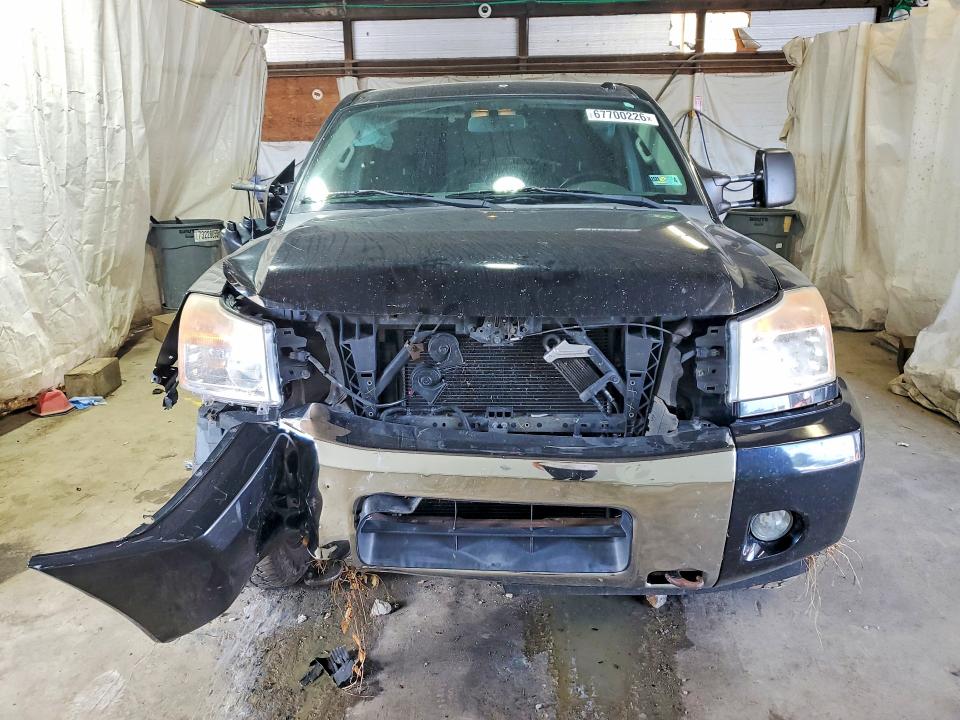 67700226 :رقم المزاد ، 1N6AA0EC0FN511527 vin ، 2015 Nissan Titan مزاد بيع