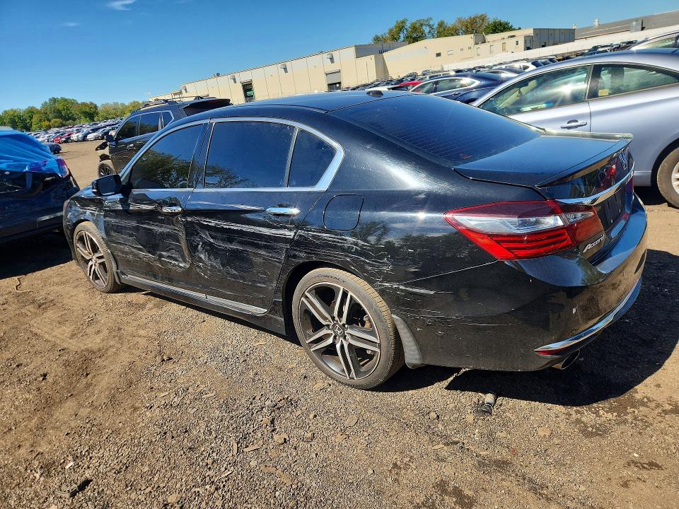 Продаж на аукціоні авто 2017 Honda Accord, vin: 1HGCR3F99HA019616, номер лоту: 70230586